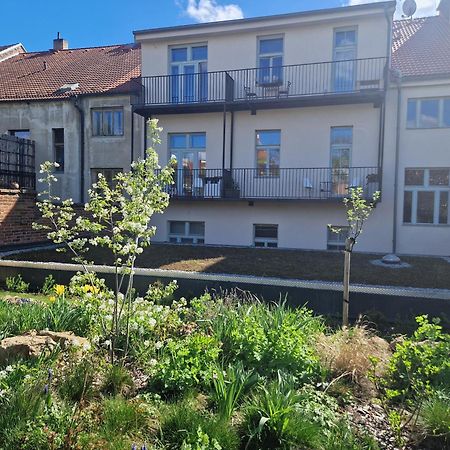 Art Nouveau Apartment With Garden In Pisek Екстериор снимка