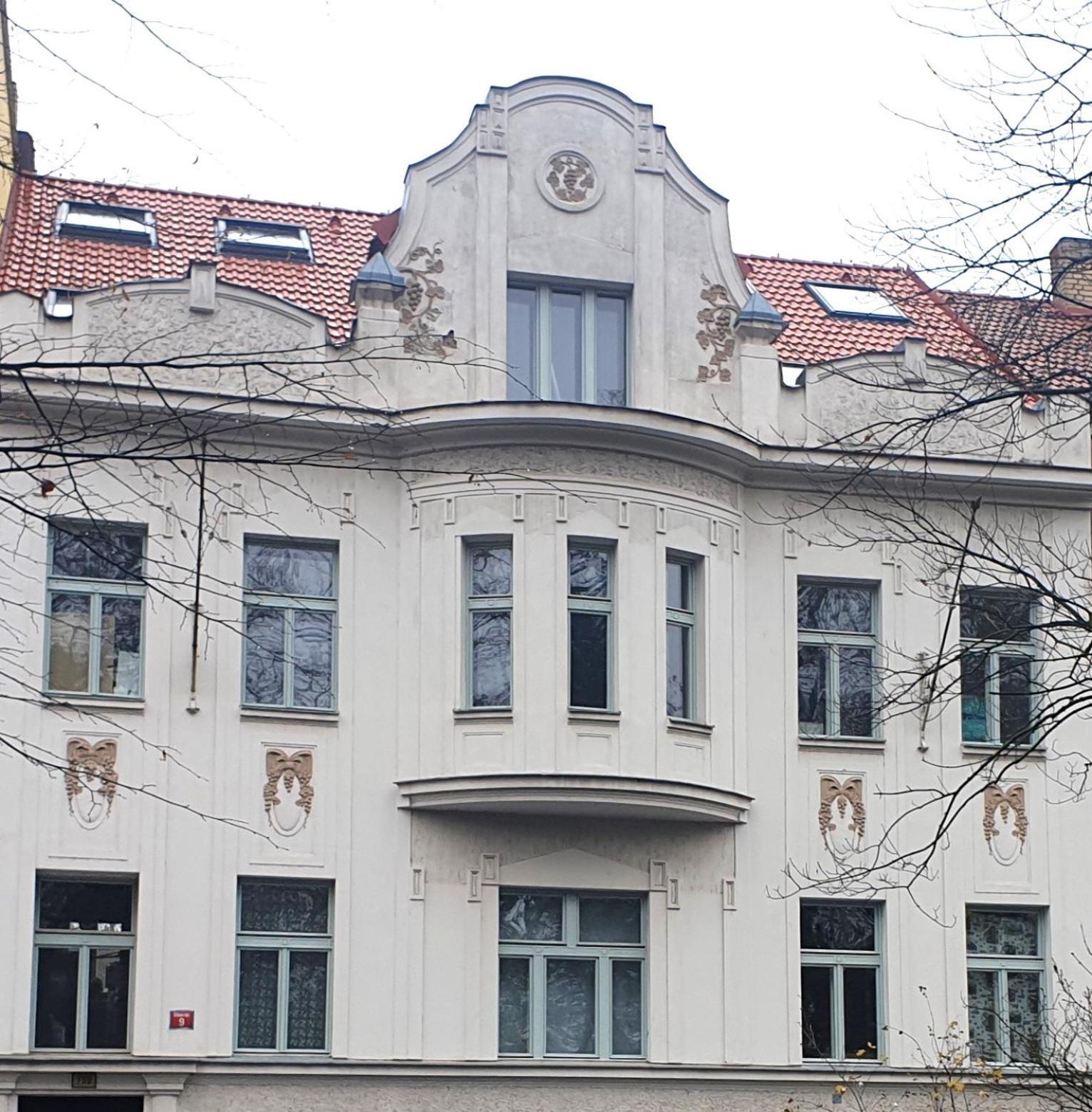 Art Nouveau Apartment With Garden In Pisek Екстериор снимка